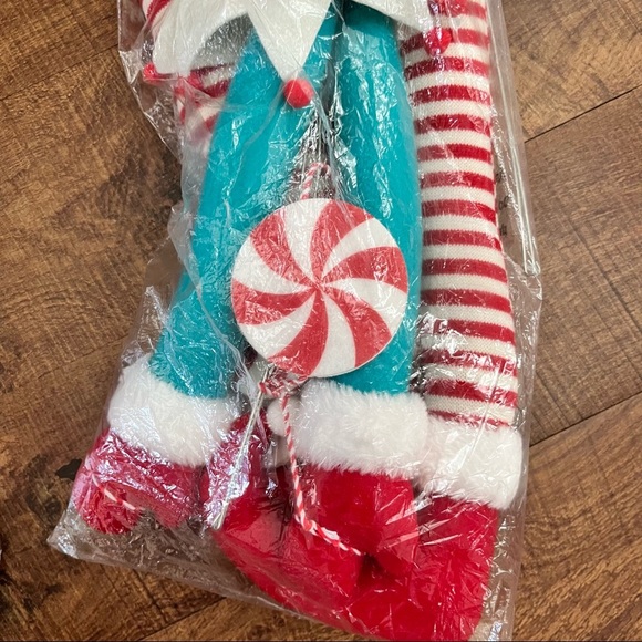 NWT set of 2 Elfin Around Christmas Elf Pick Ornament Christmas home decor - Picture 5 of 6
